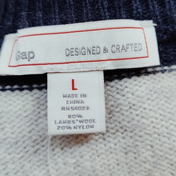 GAP Warm Sweater - Picture 4 of 6